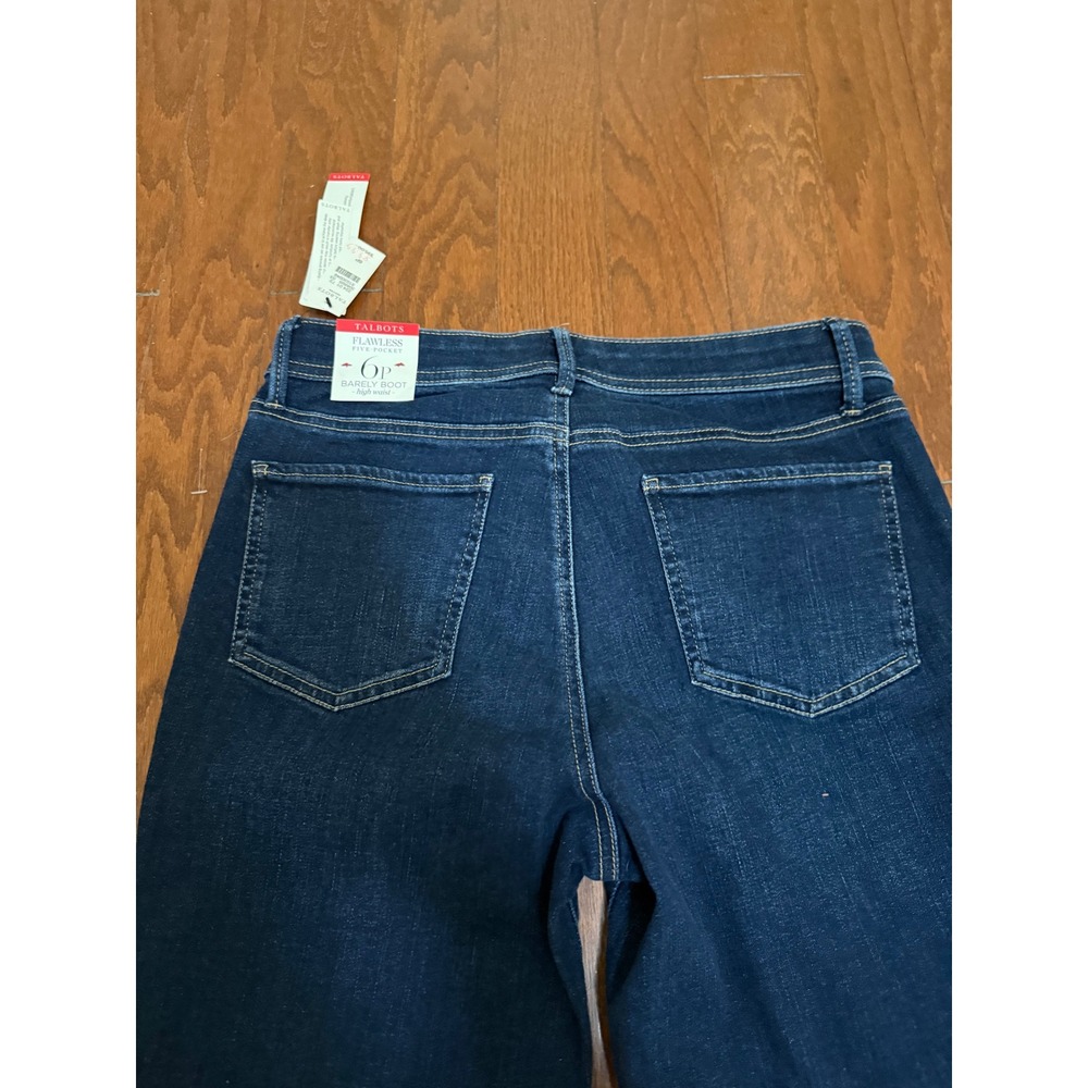Talbots Flawless Five-Pocket Barely Boot High Waist Jeans Dark Indigo 6P NEW - Picture 3 of 6